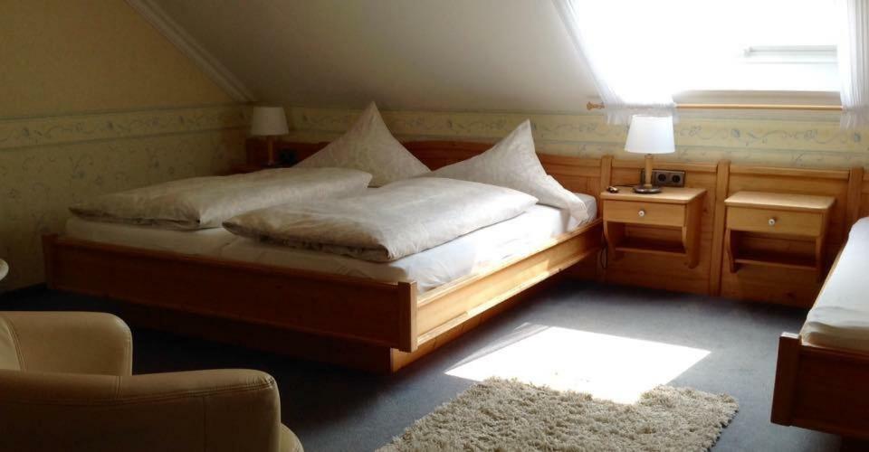 Haus Diana Bed and Breakfast Dottingen  Exteriör bild